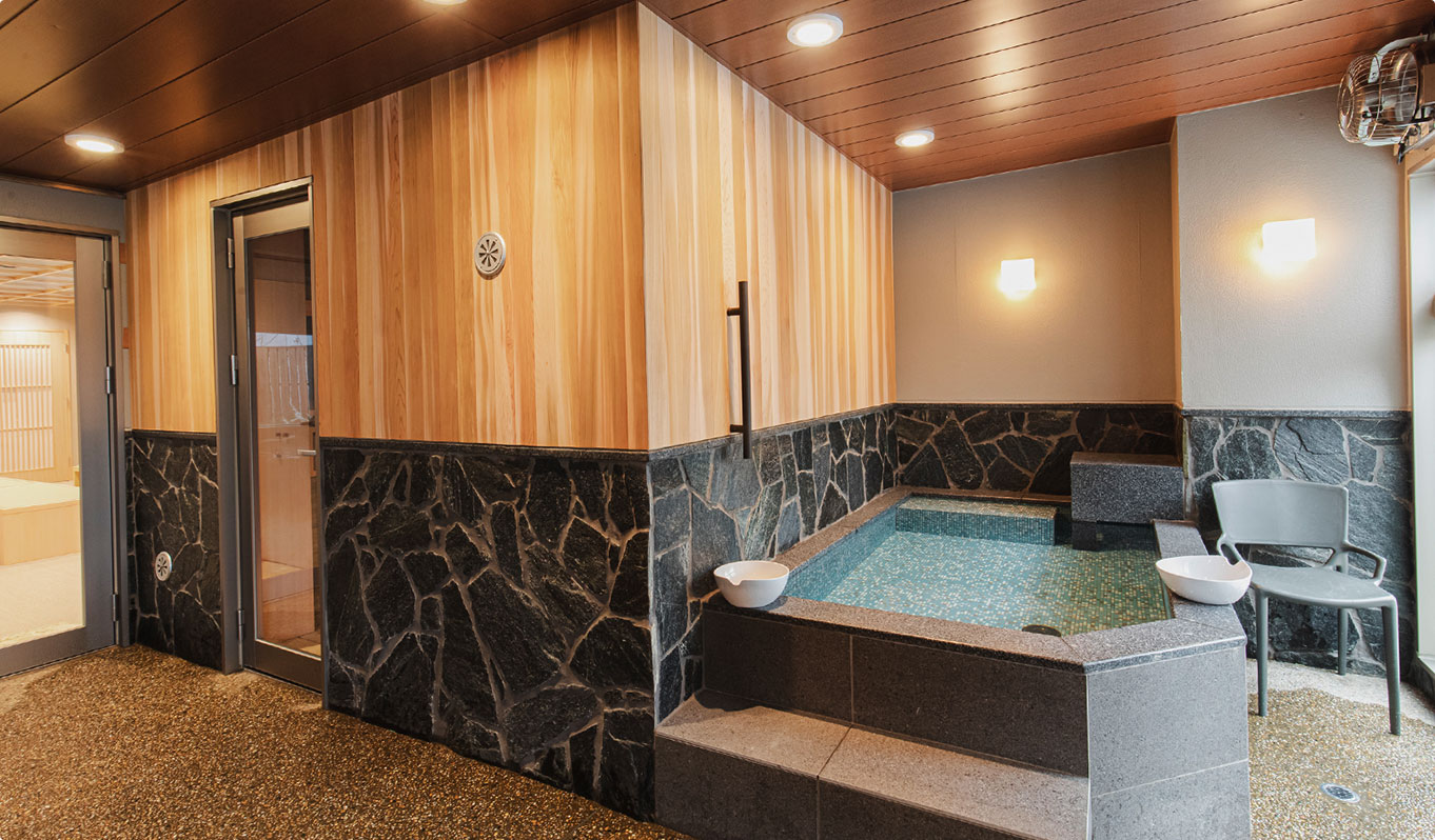 Men’s Large Public Bath, Tsurumi-no-Yu
